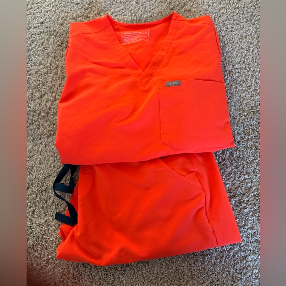 Figs Vibrant Orange Scrub Set